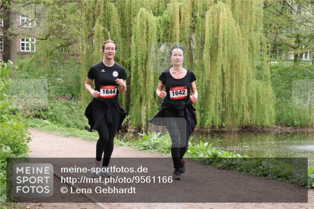 19.04.2026 - Hammer Lauf Lena Gebhardt http://msf.ph/oto/9561166 19.04.2026 12:49:59 Laufen 16, 1644, 16, 1642 meine-sportfotos.de