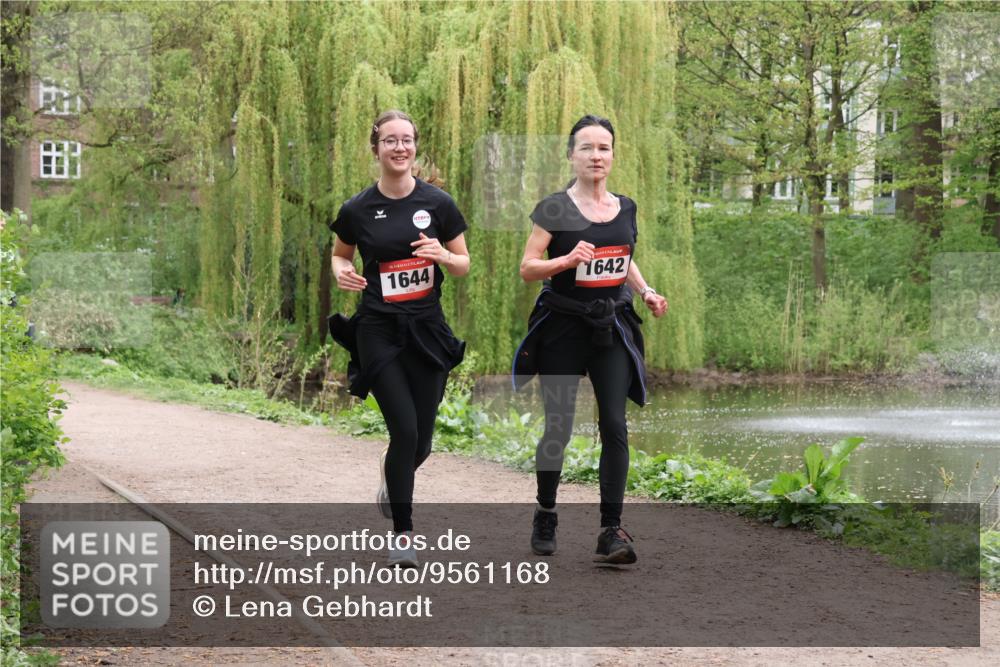 19.04.2026 - Hammer Lauf Lena Gebhardt http://msf.ph/oto/9561168 19.04.2026 12:50:00 Laufen 16, 1644, 1642 meine-sportfotos.de