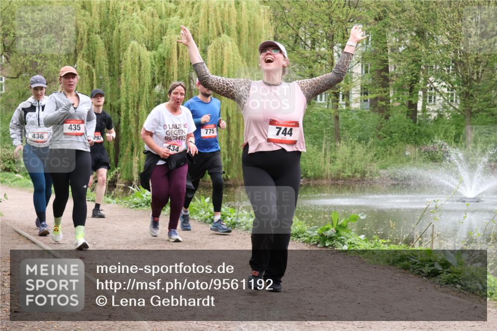 19.04.2026 - Hammer Lauf Lena Gebhardt http://msf.ph/oto/9561192 19.04.2026 12:50:17 Laufen 436, 435, 297, 775, 434, 16, 744 meine-sportfotos.de