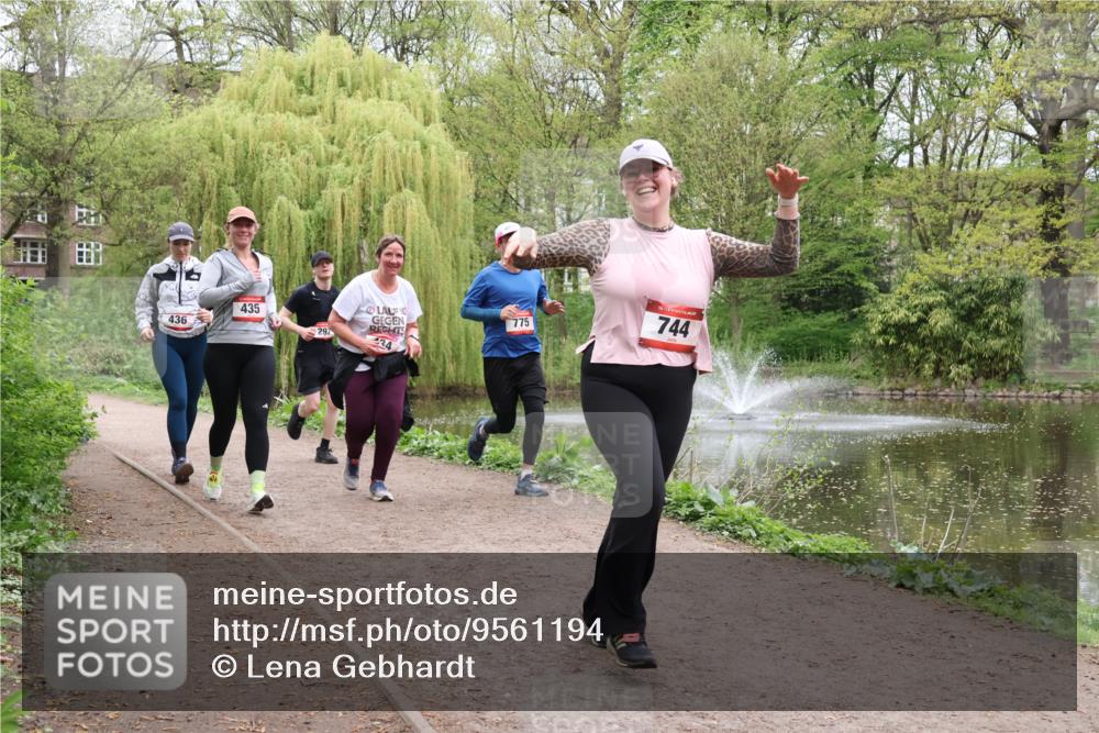 19.04.2026 - Hammer Lauf Lena Gebhardt http://msf.ph/oto/9561194 19.04.2026 12:50:18 Laufen 436, 435, 297, 775, 24, 16, 744 meine-sportfotos.de
