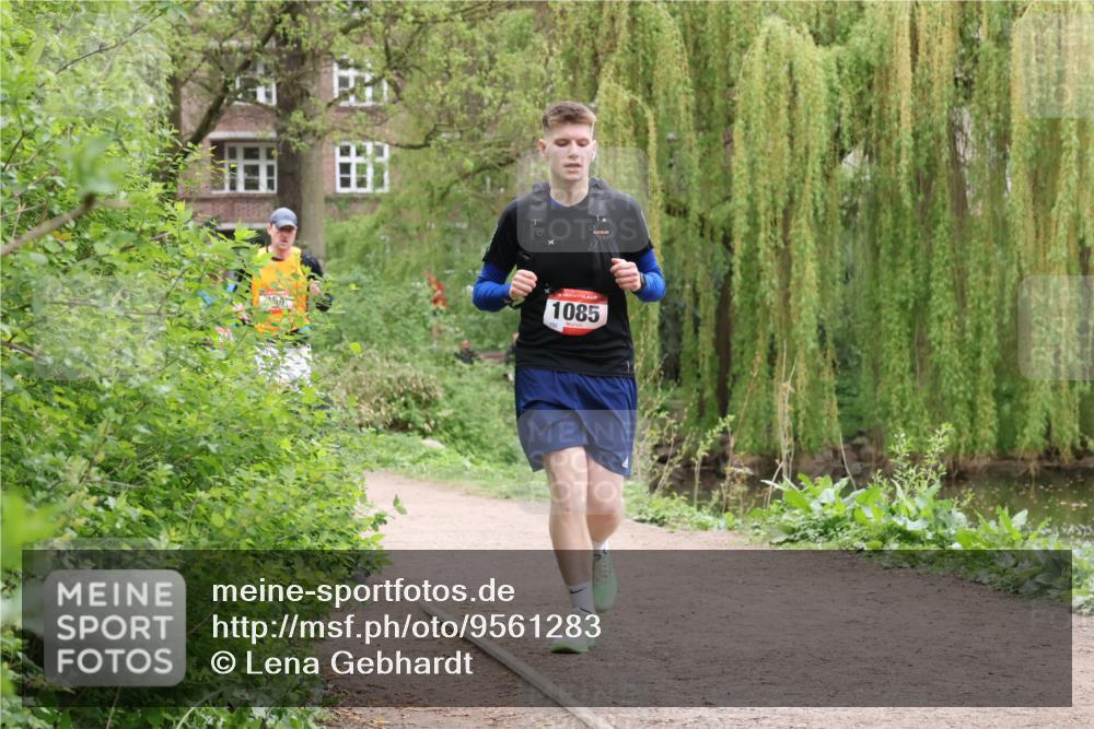19.04.2026 - Hammer Lauf Lena Gebhardt http://msf.ph/oto/9561283 19.04.2026 12:52:39 Laufen 25, 1085 meine-sportfotos.de