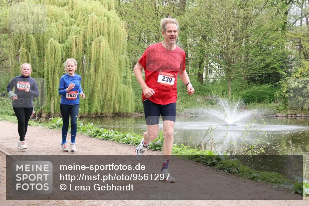 19.04.2026 - Hammer Lauf Lena Gebhardt http://msf.ph/oto/9561297 19.04.2026 12:53:04 Laufen 1273, 1629, 239 meine-sportfotos.de