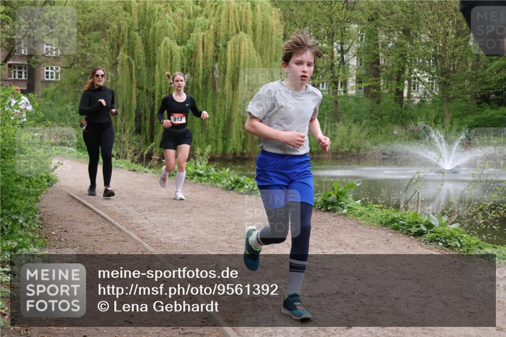 19.04.2026 - Hammer Lauf Lena Gebhardt http://msf.ph/oto/9561392 19.04.2026 12:56:24 Laufen 912 meine-sportfotos.de