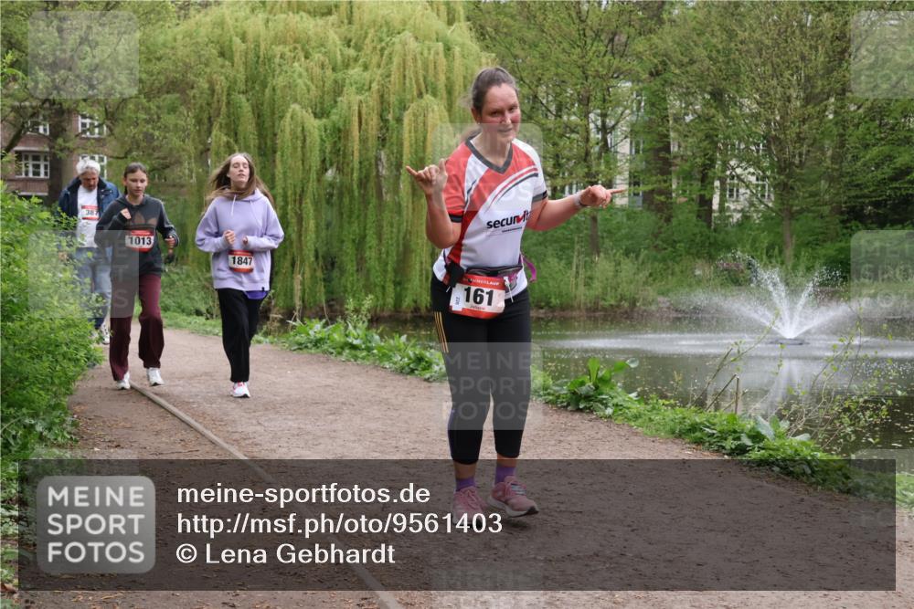 19.04.2026 - Hammer Lauf Lena Gebhardt http://msf.ph/oto/9561403 19.04.2026 12:56:39 Laufen 387, 1013, 1847, 161 meine-sportfotos.de