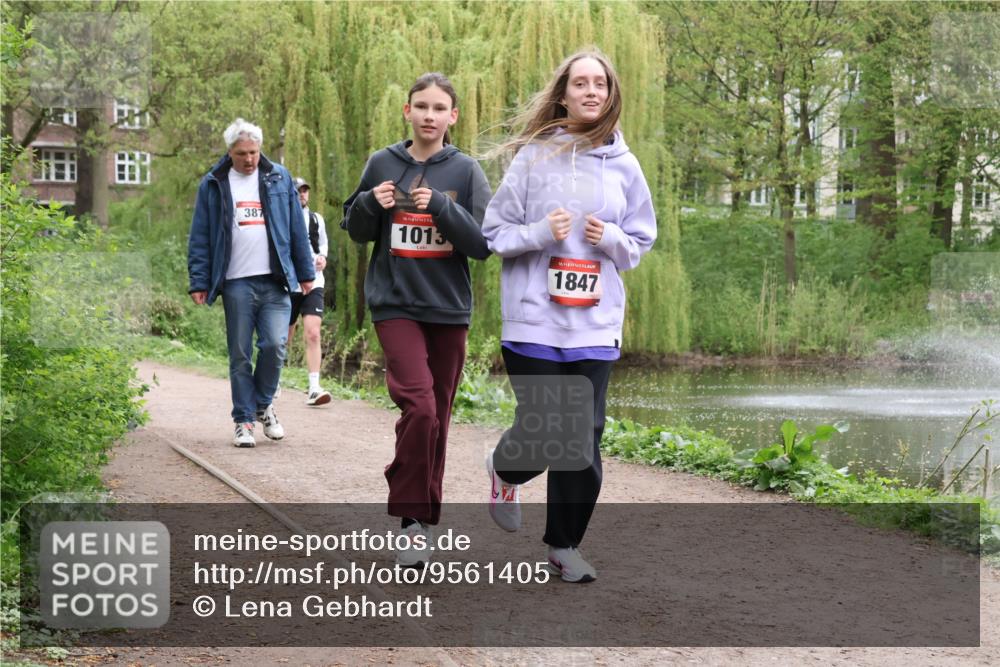 19.04.2026 - Hammer Lauf Lena Gebhardt http://msf.ph/oto/9561405 19.04.2026 12:56:40 Laufen 387, 16, 1013, 16, 1847 meine-sportfotos.de