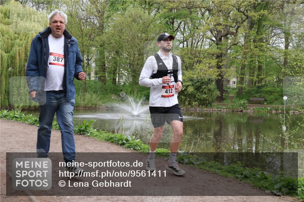 19.04.2026 - Hammer Lauf Lena Gebhardt http://msf.ph/oto/9561411 19.04.2026 12:56:44 Laufen 387, 412 meine-sportfotos.de