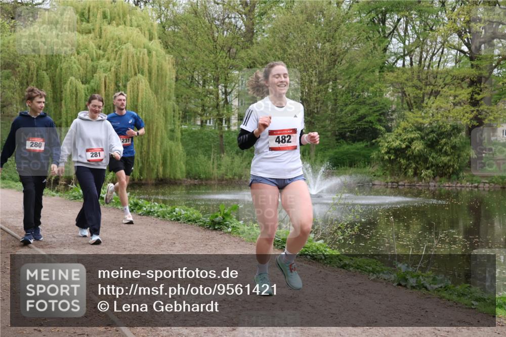 19.04.2026 - Hammer Lauf Lena Gebhardt http://msf.ph/oto/9561421 19.04.2026 12:56:59 Laufen 280, 281, 231, 482 meine-sportfotos.de