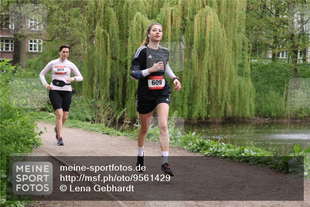 19.04.2026 - Hammer Lauf Lena Gebhardt http://msf.ph/oto/9561429 19.04.2026 12:57:33 Laufen 969, 16, 609 meine-sportfotos.de