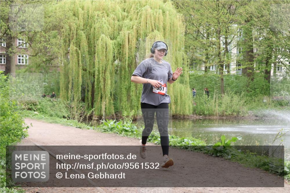 19.04.2026 - Hammer Lauf Lena Gebhardt http://msf.ph/oto/9561532 19.04.2026 13:02:54 Laufen 951, 218 meine-sportfotos.de