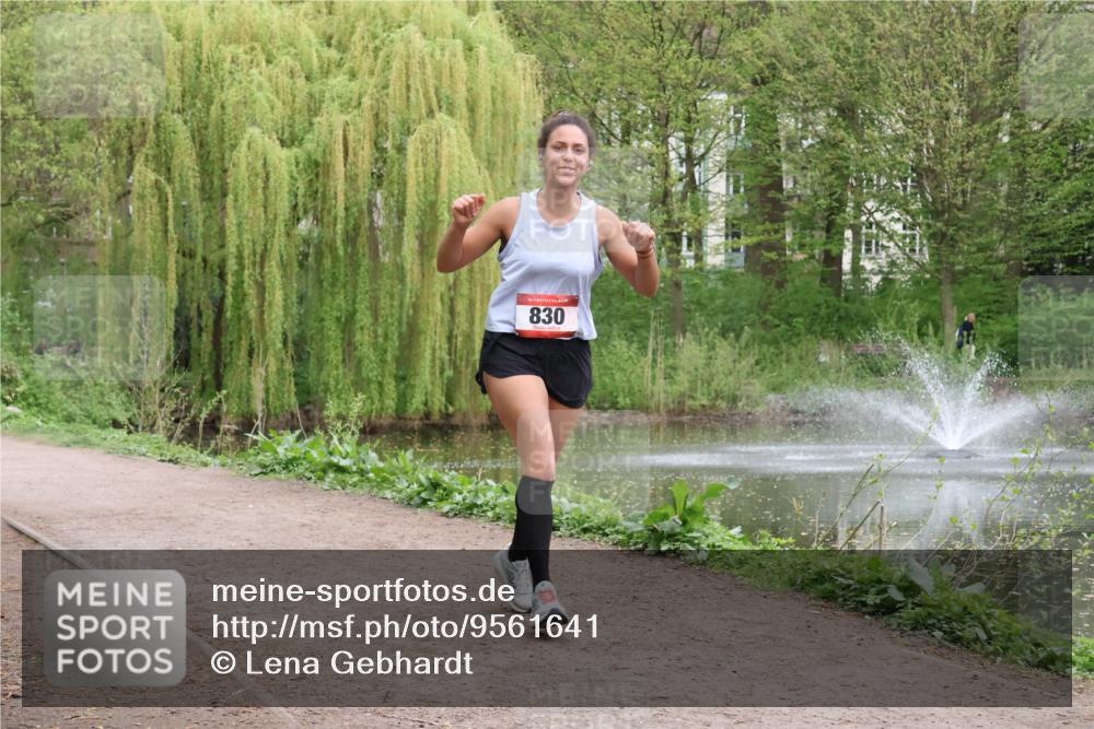 19.04.2026 - Hammer Lauf Lena Gebhardt http://msf.ph/oto/9561641 19.04.2026 13:10:58 Laufen 16, 830 meine-sportfotos.de