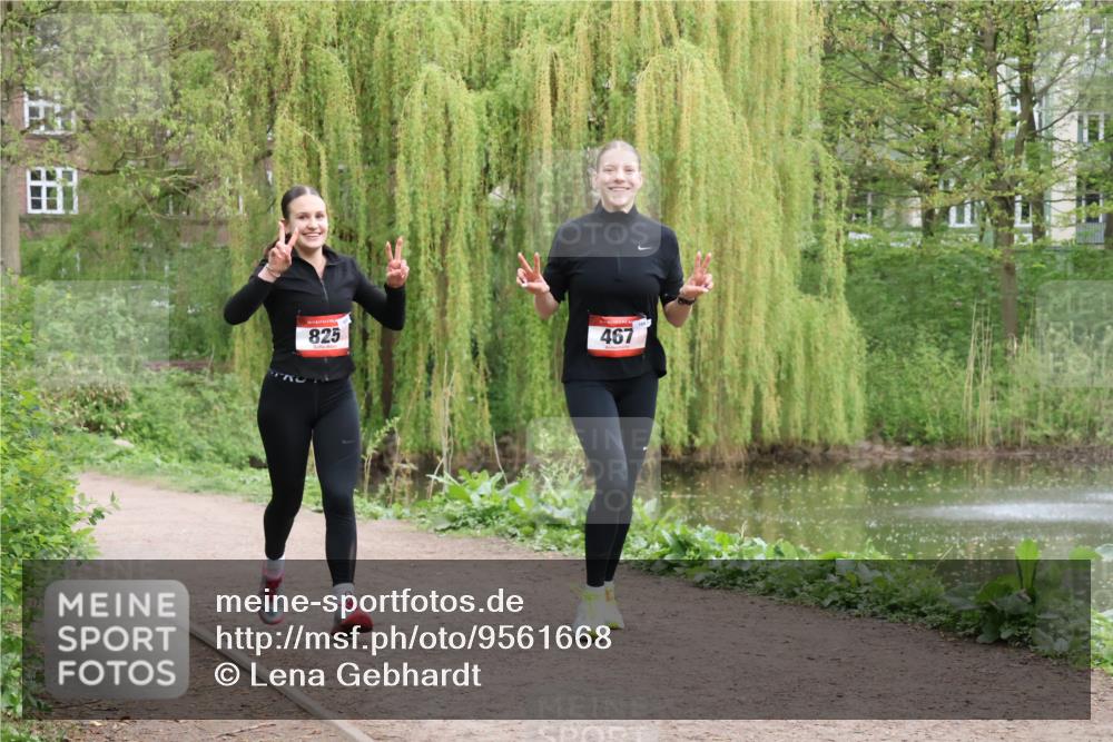 19.04.2026 - Hammer Lauf Lena Gebhardt http://msf.ph/oto/9561668 19.04.2026 13:16:18 Laufen 825, 467 meine-sportfotos.de