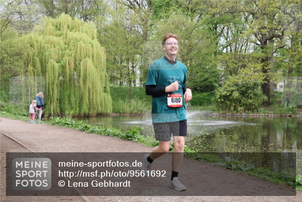 19.04.2026 - Hammer Lauf Lena Gebhardt http://msf.ph/oto/9561692 19.04.2026 13:19:24 Laufen 16, 680 meine-sportfotos.de