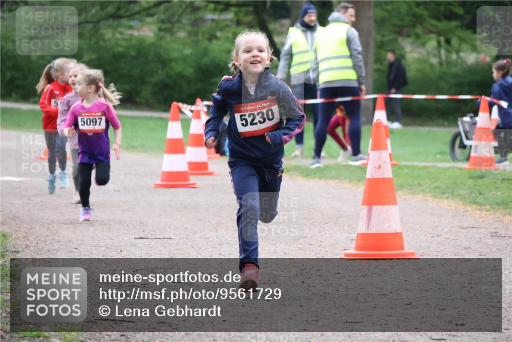 19.04.2026 - Hammer Lauf Lena Gebhardt http://msf.ph/oto/9561729 19.04.2026 09:00:59 Laufen 5097, 16, 064, 5230 meine-sportfotos.de