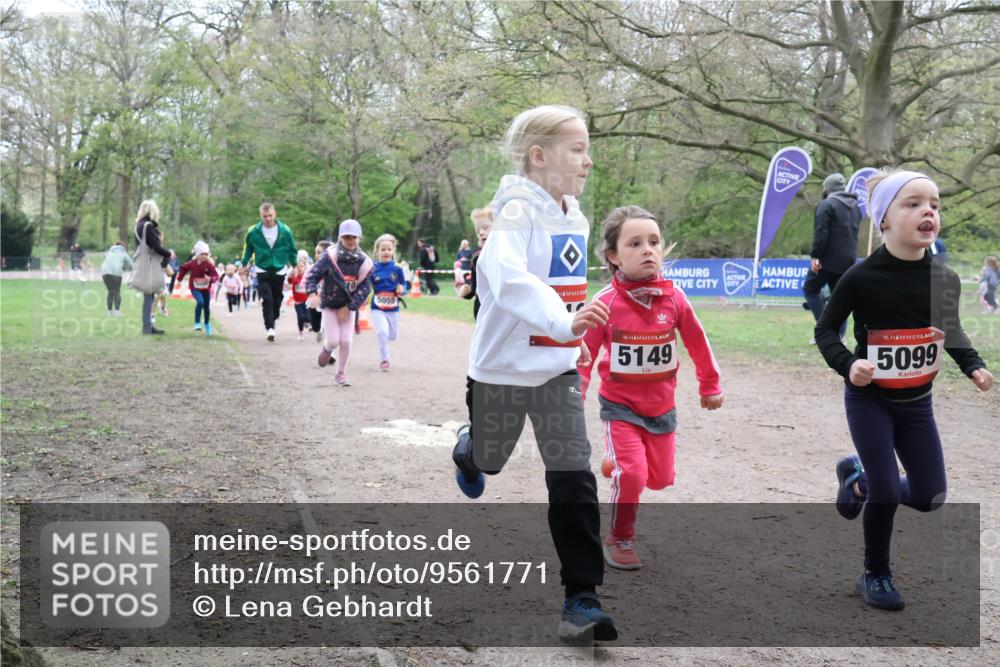 19.04.2026 - Hammer Lauf Lena Gebhardt http://msf.ph/oto/9561771 19.04.2026 09:01:16 Laufen 5055, 16, 5149, 16, 5099 meine-sportfotos.de