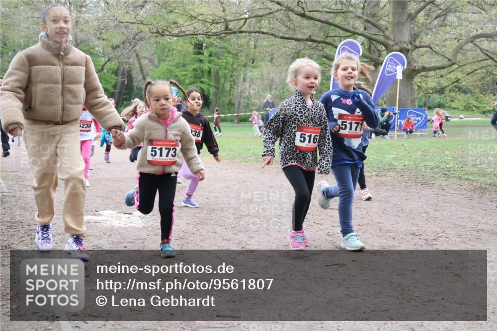 19.04.2026 - Hammer Lauf Lena Gebhardt http://msf.ph/oto/9561807 19.04.2026 09:01:26 Laufen 6239, 16, 5173, 38, 16, 516, 16, 5171 meine-sportfotos.de