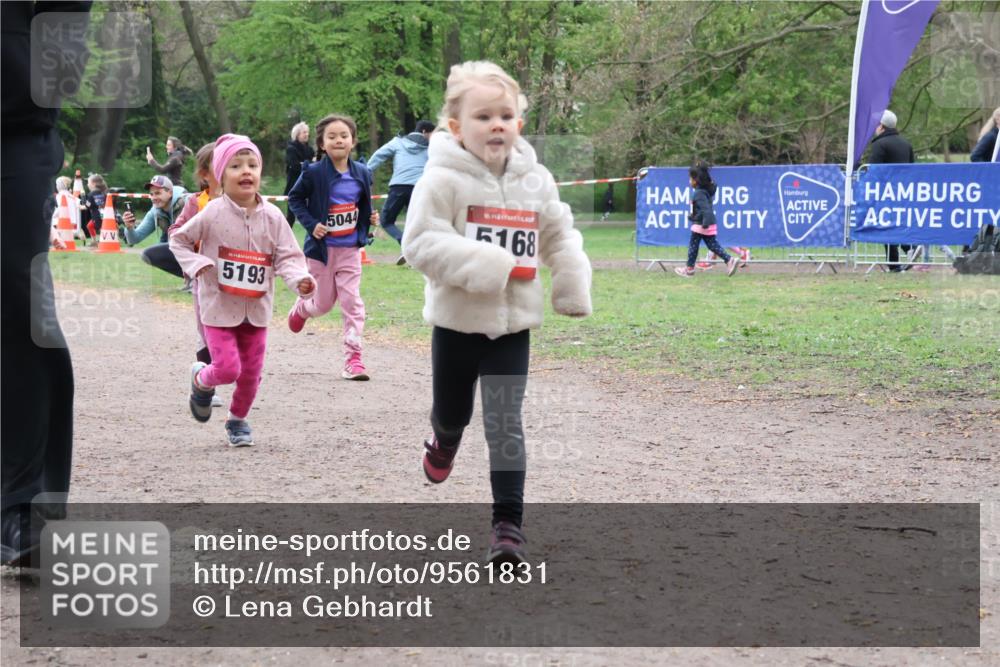 19.04.2026 - Hammer Lauf Lena Gebhardt http://msf.ph/oto/9561831 19.04.2026 09:01:32 Laufen 16, 5193, 5044, 16, 168 meine-sportfotos.de