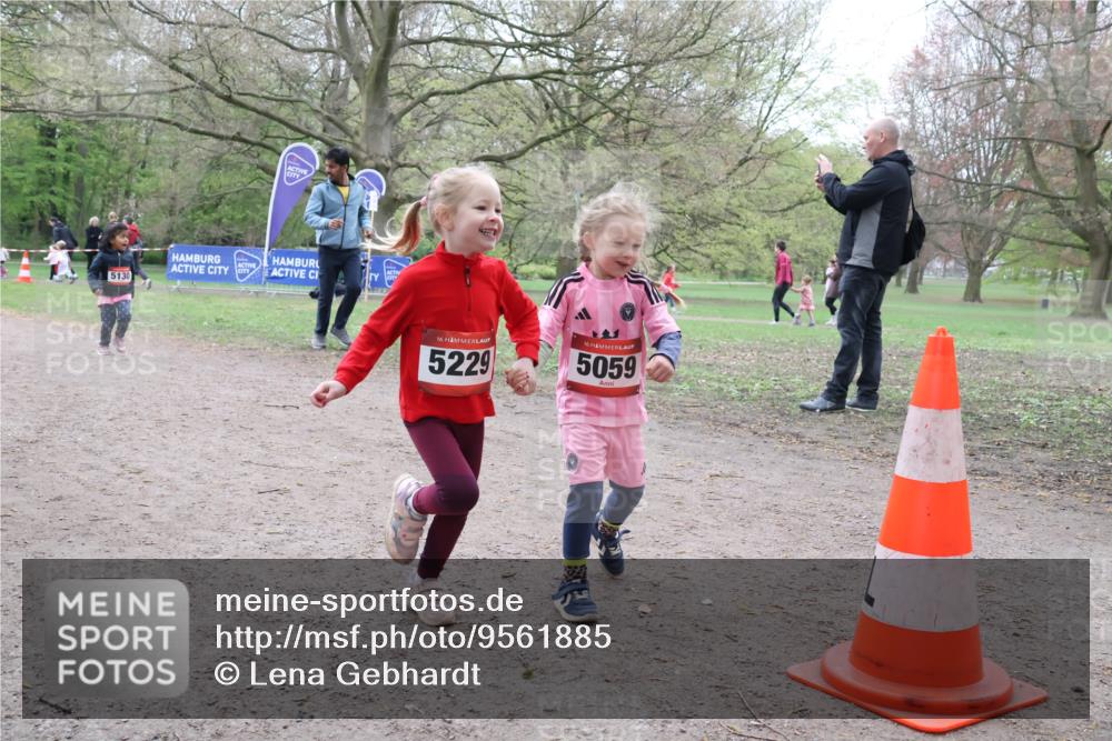 19.04.2026 - Hammer Lauf Lena Gebhardt http://msf.ph/oto/9561885 19.04.2026 09:01:52 Laufen 5130, 16, 5229, 16, 5059 meine-sportfotos.de