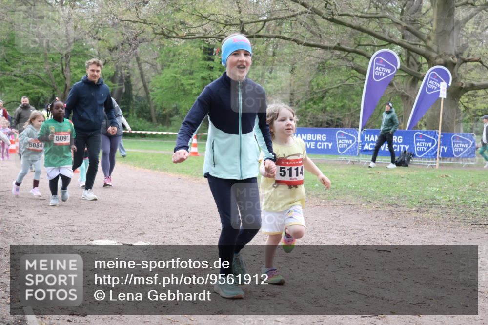 19.04.2026 - Hammer Lauf Lena Gebhardt http://msf.ph/oto/9561912 19.04.2026 09:02:03 Laufen 5084, 5091, 16, 5114 meine-sportfotos.de