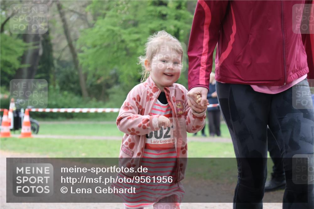 19.04.2026 - Hammer Lauf Lena Gebhardt http://msf.ph/oto/9561956 19.04.2026 09:02:25 Laufen 5021 meine-sportfotos.de