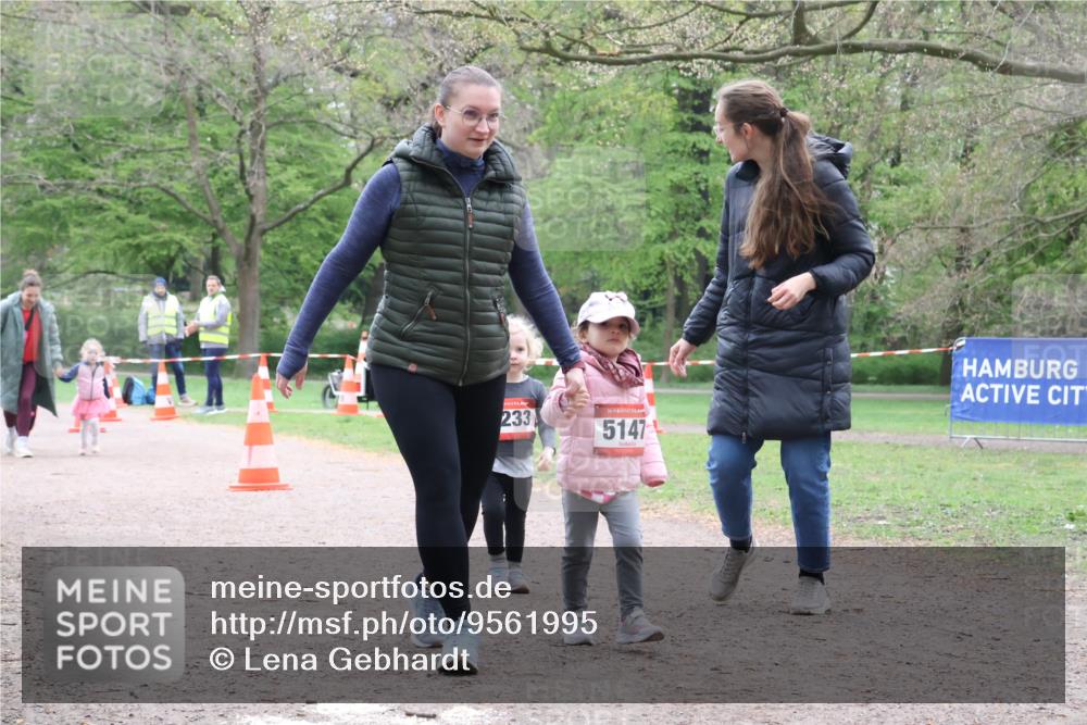 19.04.2026 - Hammer Lauf Lena Gebhardt http://msf.ph/oto/9561995 19.04.2026 09:03:19 Laufen 233, 16, 5147 meine-sportfotos.de