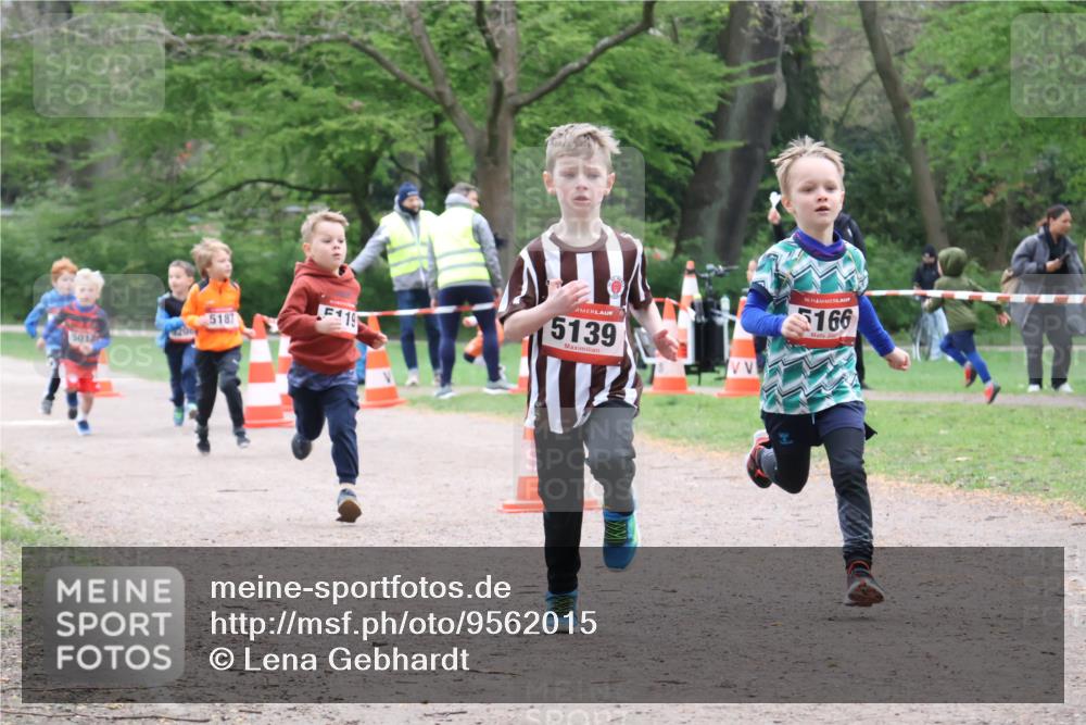 19.04.2026 - Hammer Lauf Lena Gebhardt http://msf.ph/oto/9562015 19.04.2026 09:10:55 Laufen 5012, 5181, 19, 5139, 16, 166 meine-sportfotos.de