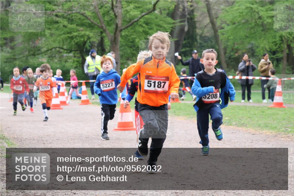 19.04.2026 - Hammer Lauf Lena Gebhardt http://msf.ph/oto/9562032 19.04.2026 09:11:01 Laufen 220, 5215, 5227, 16, 5187, 208 meine-sportfotos.de