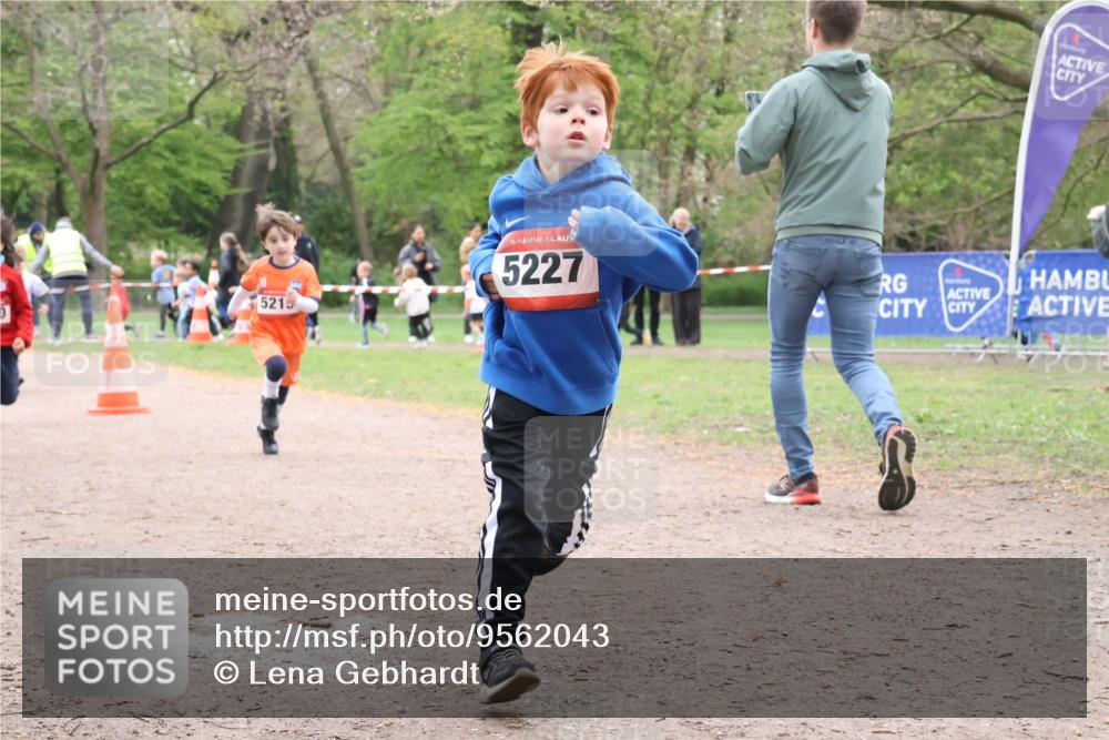 19.04.2026 - Hammer Lauf Lena Gebhardt http://msf.ph/oto/9562043 19.04.2026 09:11:05 Laufen 5215, 16, 5227 meine-sportfotos.de