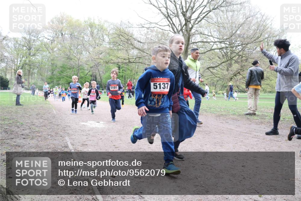19.04.2026 - Hammer Lauf Lena Gebhardt http://msf.ph/oto/9562079 19.04.2026 09:11:19 Laufen 5064, 5159, 5101, 16, 5137 meine-sportfotos.de