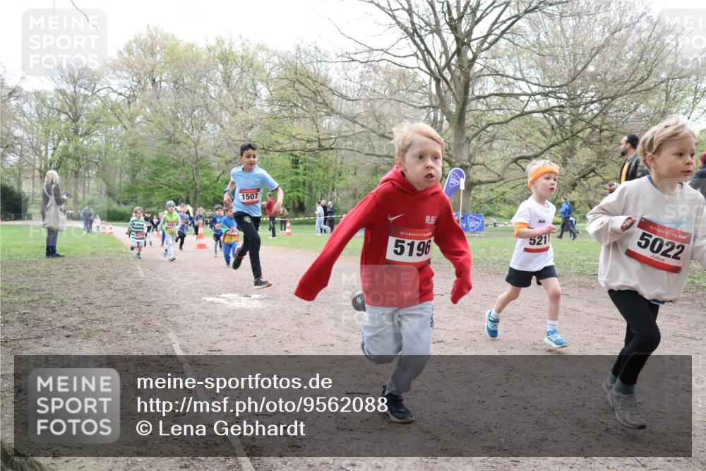 19.04.2026 - Hammer Lauf Lena Gebhardt http://msf.ph/oto/9562088 19.04.2026 09:11:23 Laufen 1507, 16, 5196, 5211, 16, 5022 meine-sportfotos.de