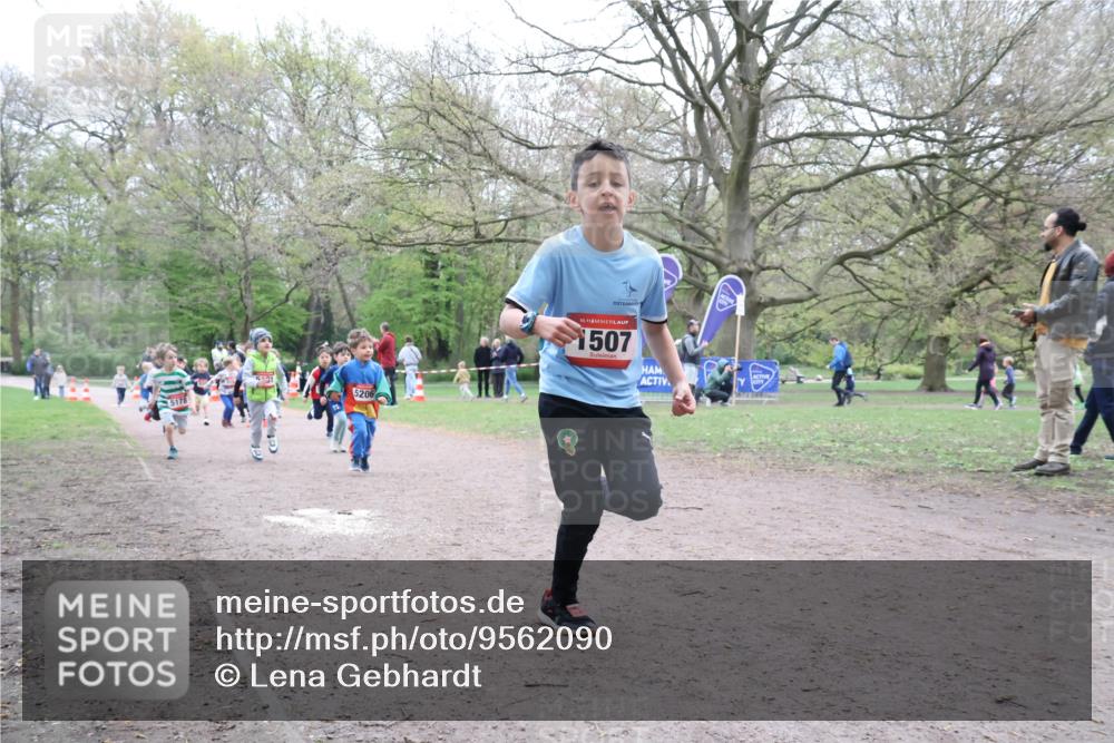 19.04.2026 - Hammer Lauf Lena Gebhardt http://msf.ph/oto/9562090 19.04.2026 09:11:24 Laufen 5206, 16, 1507 meine-sportfotos.de