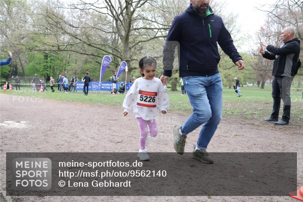 19.04.2026 - Hammer Lauf Lena Gebhardt http://msf.ph/oto/9562140 19.04.2026 09:11:43 Laufen 16, 5226 meine-sportfotos.de