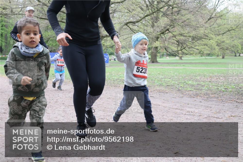 19.04.2026 - Hammer Lauf Lena Gebhardt http://msf.ph/oto/9562198 19.04.2026 09:12:13 Laufen 5164, 16, 5235 meine-sportfotos.de