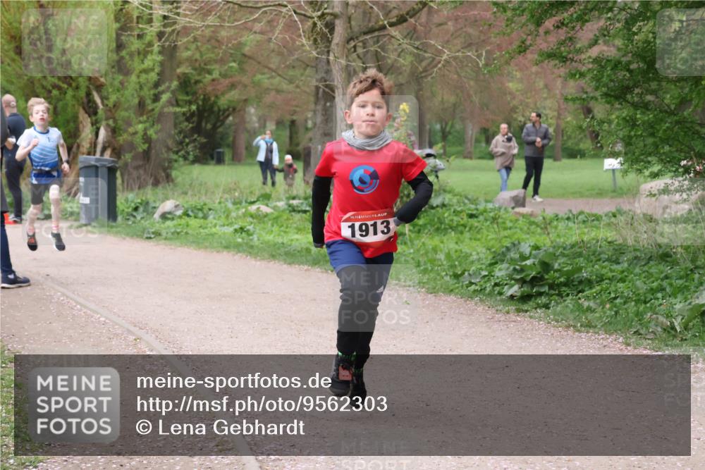 19.04.2026 - Hammer Lauf Lena Gebhardt http://msf.ph/oto/9562303 19.04.2026 09:24:30 Laufen 16, 1913 meine-sportfotos.de