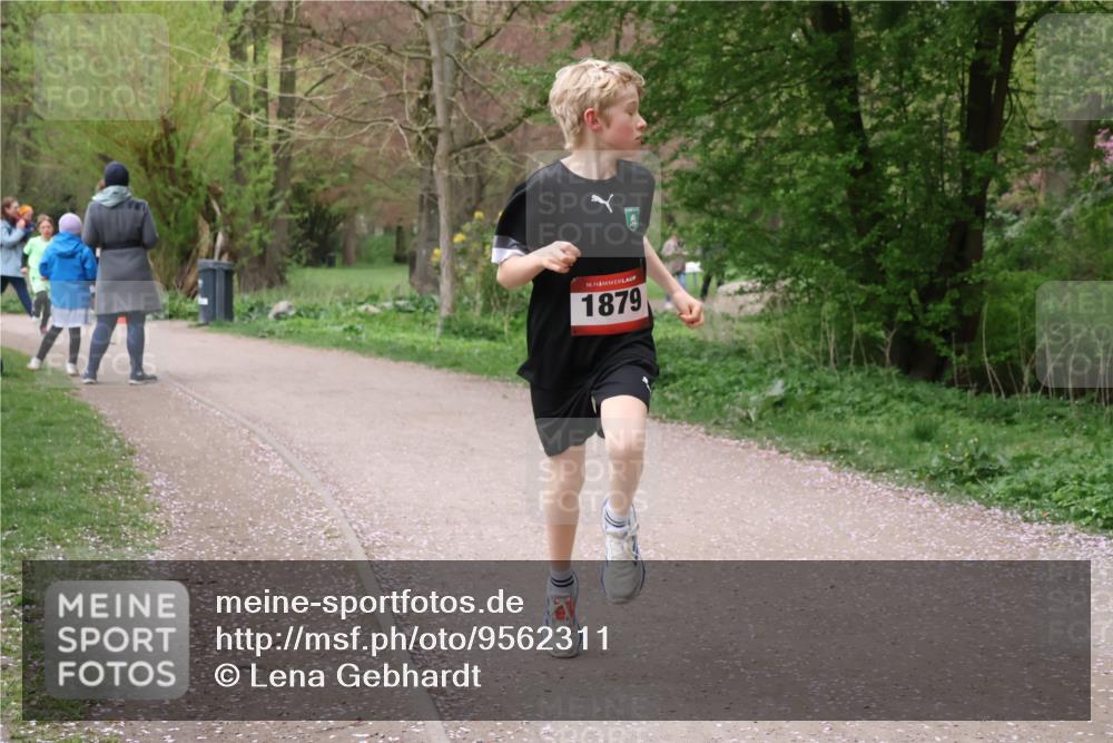 19.04.2026 - Hammer Lauf Lena Gebhardt http://msf.ph/oto/9562311 19.04.2026 09:24:34 Laufen 16, 1879 meine-sportfotos.de