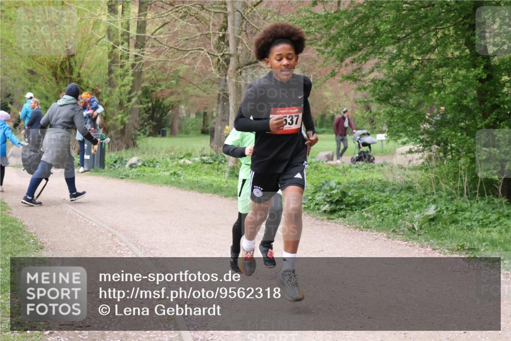 19.04.2026 - Hammer Lauf Lena Gebhardt http://msf.ph/oto/9562318 19.04.2026 09:24:38 Laufen 16, 537 meine-sportfotos.de