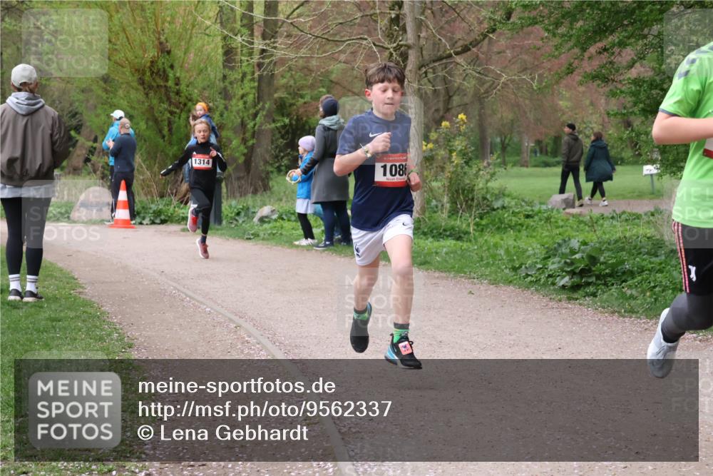 19.04.2026 - Hammer Lauf Lena Gebhardt http://msf.ph/oto/9562337 19.04.2026 09:24:57 Laufen 1314, 16, 1086 meine-sportfotos.de