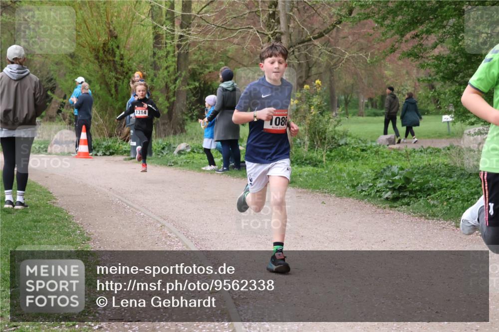 19.04.2026 - Hammer Lauf Lena Gebhardt http://msf.ph/oto/9562338 19.04.2026 09:24:57 Laufen 1314, 108 meine-sportfotos.de