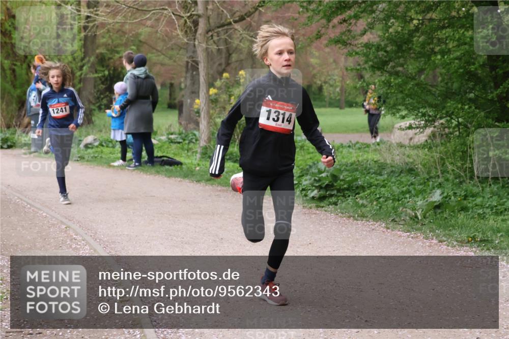 19.04.2026 - Hammer Lauf Lena Gebhardt http://msf.ph/oto/9562343 19.04.2026 09:24:59 Laufen 1241, 16, 1314 meine-sportfotos.de
