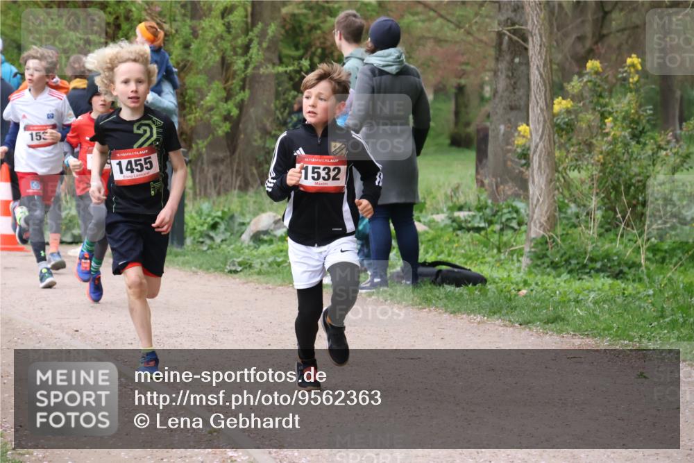 19.04.2026 - Hammer Lauf Lena Gebhardt http://msf.ph/oto/9562363 19.04.2026 09:25:08 Laufen 153, 16, 1455, 16, 1532 meine-sportfotos.de