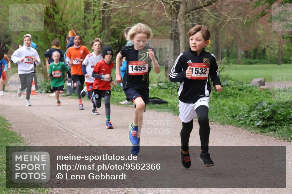 19.04.2026 - Hammer Lauf Lena Gebhardt http://msf.ph/oto/9562366 19.04.2026 09:25:09 Laufen 1603, 087, 135, 2, 16, 1455, 16, 1532 meine-sportfotos.de