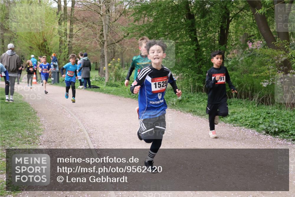 19.04.2026 - Hammer Lauf Lena Gebhardt http://msf.ph/oto/9562420 19.04.2026 09:25:27 Laufen 10, 1522, 16, 1525, 91 meine-sportfotos.de