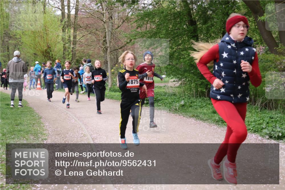 19.04.2026 - Hammer Lauf Lena Gebhardt http://msf.ph/oto/9562431 19.04.2026 09:25:32 Laufen 1822, 1863, 569, 143, 1875, 1816 meine-sportfotos.de
