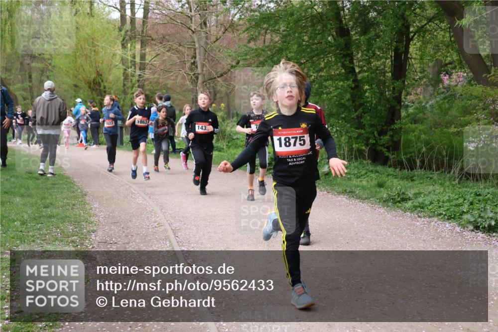 19.04.2026 - Hammer Lauf Lena Gebhardt http://msf.ph/oto/9562433 19.04.2026 09:25:33 Laufen 1822, 1863, 143, 16, 1875 meine-sportfotos.de