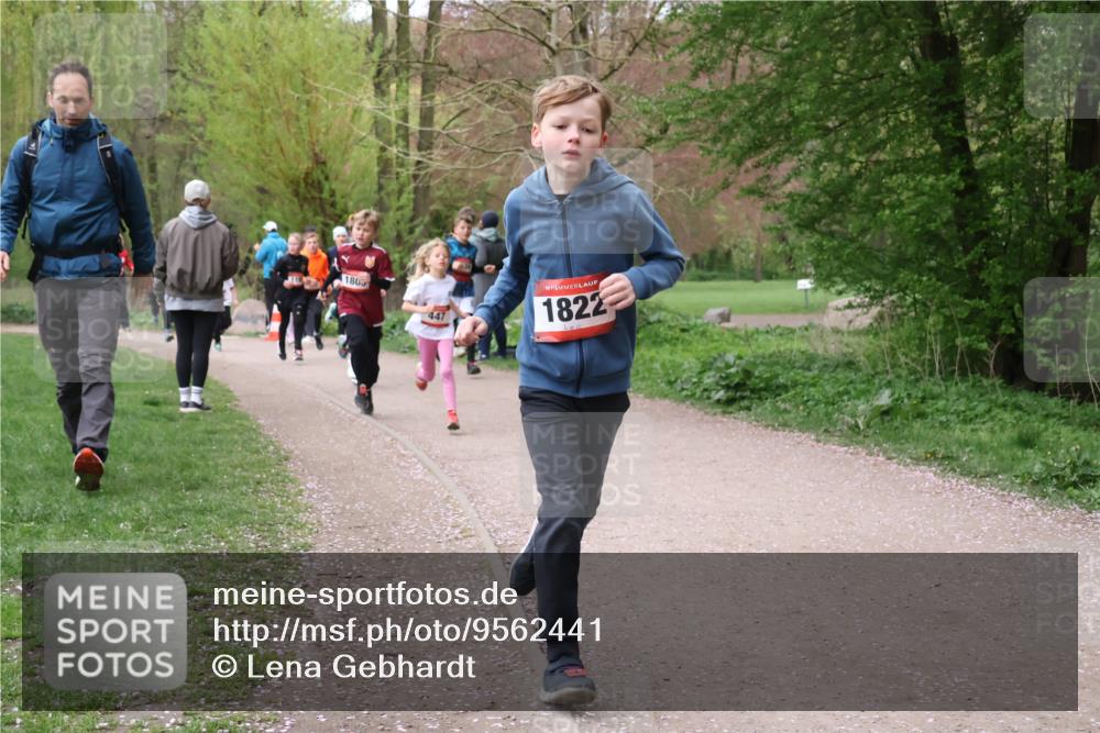19.04.2026 - Hammer Lauf Lena Gebhardt http://msf.ph/oto/9562441 19.04.2026 09:25:36 Laufen 180, 447, 1822 meine-sportfotos.de