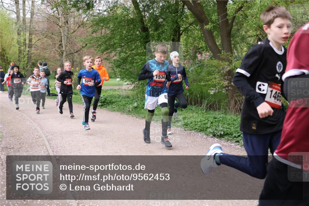 19.04.2026 - Hammer Lauf Lena Gebhardt http://msf.ph/oto/9562453 19.04.2026 09:25:40 Laufen 1530, 756, 478, 1534, 19, 59, 10, 146 meine-sportfotos.de