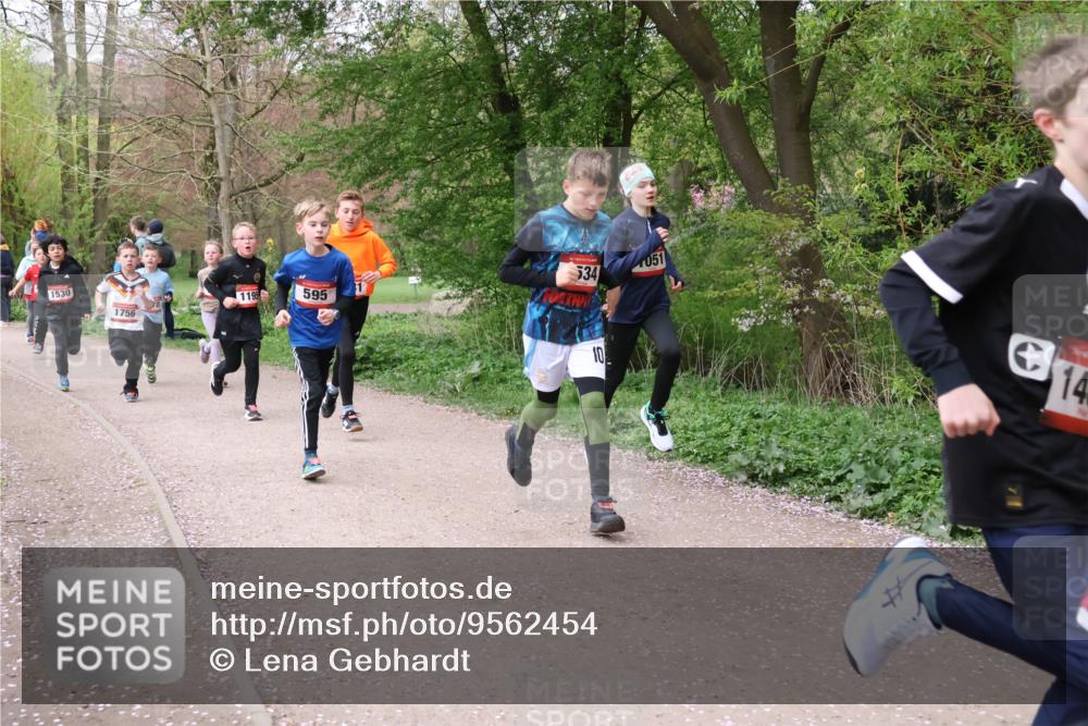 19.04.2026 - Hammer Lauf Lena Gebhardt http://msf.ph/oto/9562454 19.04.2026 09:25:40 Laufen 1530, 1195, 595, 1756, 534, 10, 051, 814, 14 meine-sportfotos.de