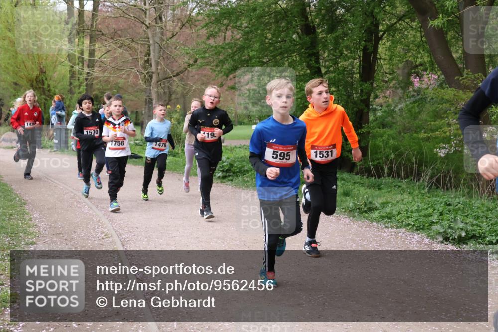 19.04.2026 - Hammer Lauf Lena Gebhardt http://msf.ph/oto/9562456 19.04.2026 09:25:41 Laufen 1439, 1530, 1756, 1478, 19, 16, 595, 1531 meine-sportfotos.de