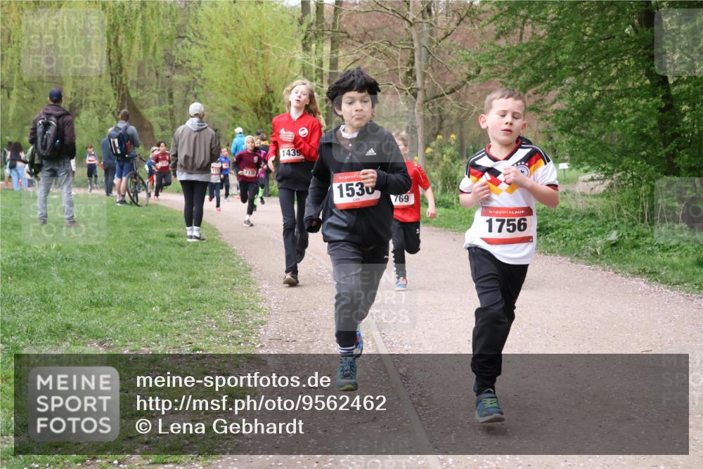 19.04.2026 - Hammer Lauf Lena Gebhardt http://msf.ph/oto/9562462 19.04.2026 09:25:42 Laufen 1178, 1171, 1439, 16, 1530, 769, 16, 1756 meine-sportfotos.de