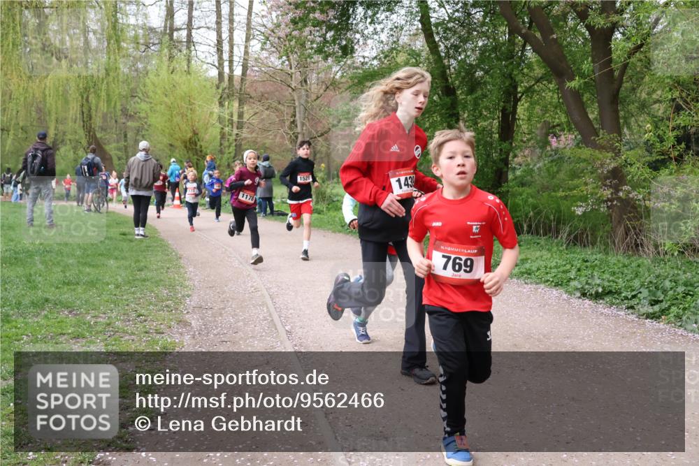 19.04.2026 - Hammer Lauf Lena Gebhardt http://msf.ph/oto/9562466 19.04.2026 09:25:44 Laufen 1172, 1178, 1521, 143, 16, 769 meine-sportfotos.de