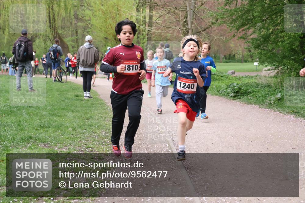 19.04.2026 - Hammer Lauf Lena Gebhardt http://msf.ph/oto/9562477 19.04.2026 09:25:49 Laufen 16, 810, 1433, 16, 1240 meine-sportfotos.de